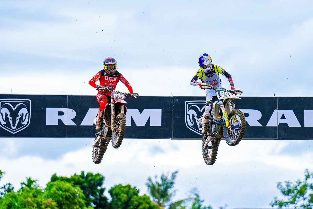 What Features Contribute to the Weight of a Honda Accord?