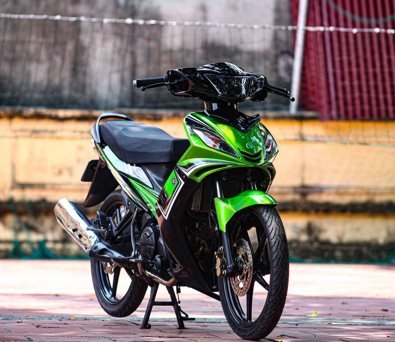 What Did Jeff Bezos' Honda Accord Cost? 11 What Can We Learn from Bezos' Choice of Vehicle?